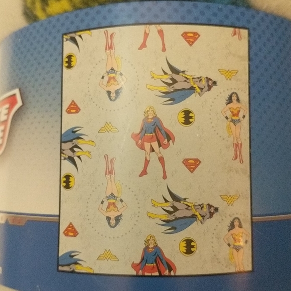 Justice League / Wonder Woman Fleece. 1.5yards - Picture 2 of 4